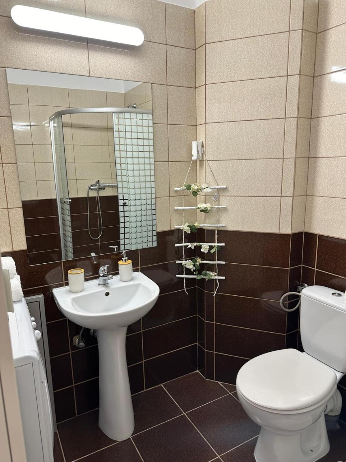 Studio Deluxe Uniri Bucureşti Ngoại thất bức ảnh