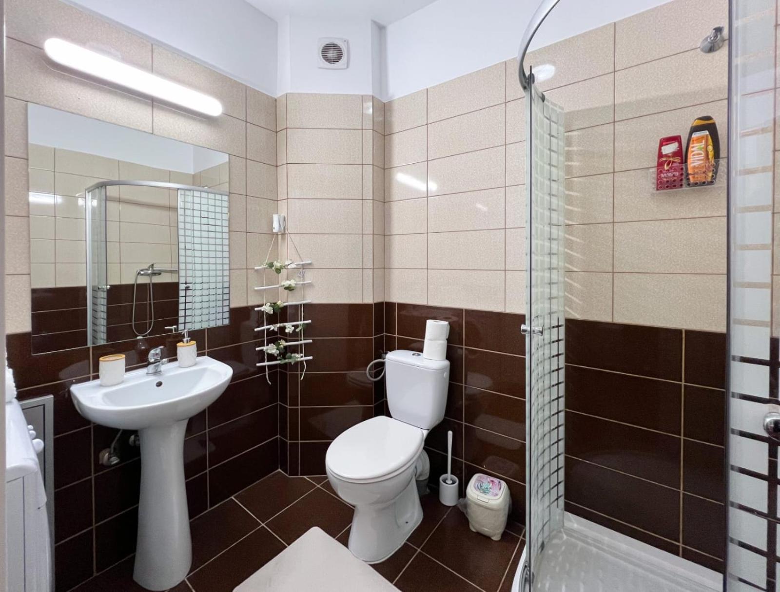 Studio Deluxe Uniri Bucureşti Ngoại thất bức ảnh